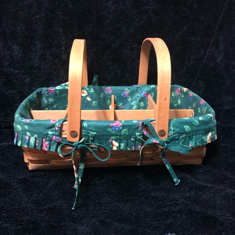 Longaberger double handle, gathering basket